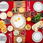 Karnelyan Alacati Hotel Cesme