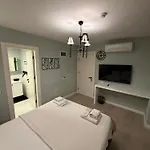 Karnelyan Alacati Hotel