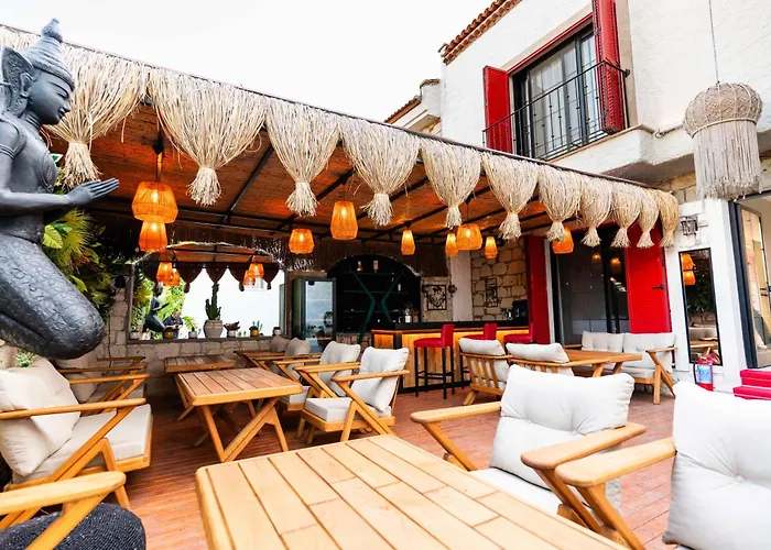 Отель Karnelyan Alacati