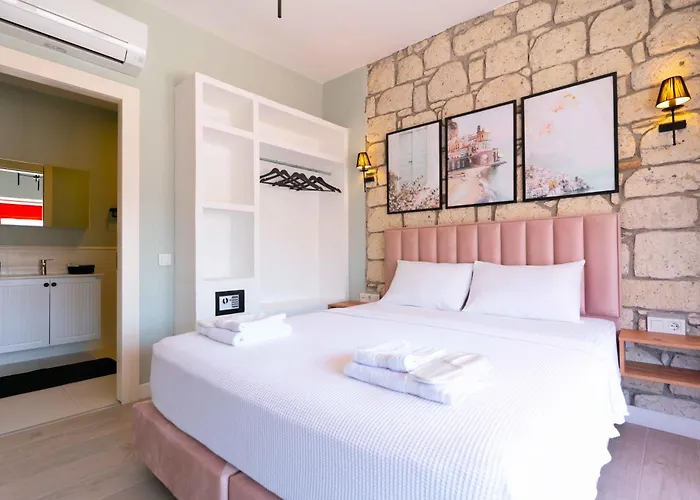 Karnelyan Alacati Отель Кешме