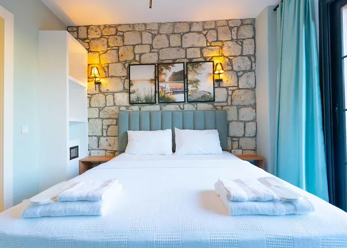 Karnelyan Alacati Hotel *