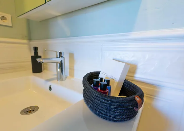 Karnelyan Alacati Çeşme